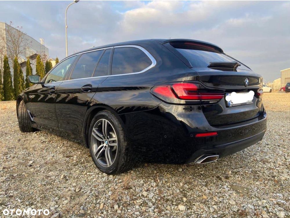 BMW Seria 5 520d Touring - 5