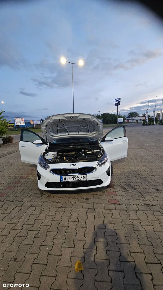Kia Ceed 1.4 L Business Line - 32