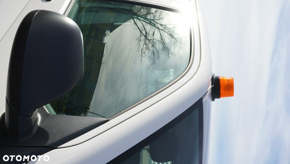 Volkswagen Transporter T6.1_ Doka _4Motion _ 4x4 - 19