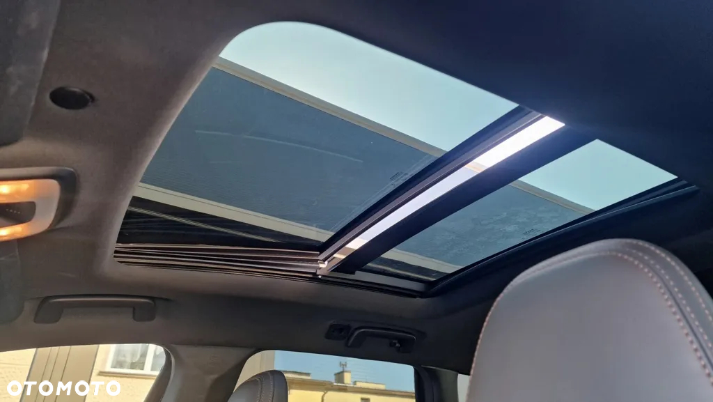 Volvo XC 60 D5 AWD Geartronic Summum - 22