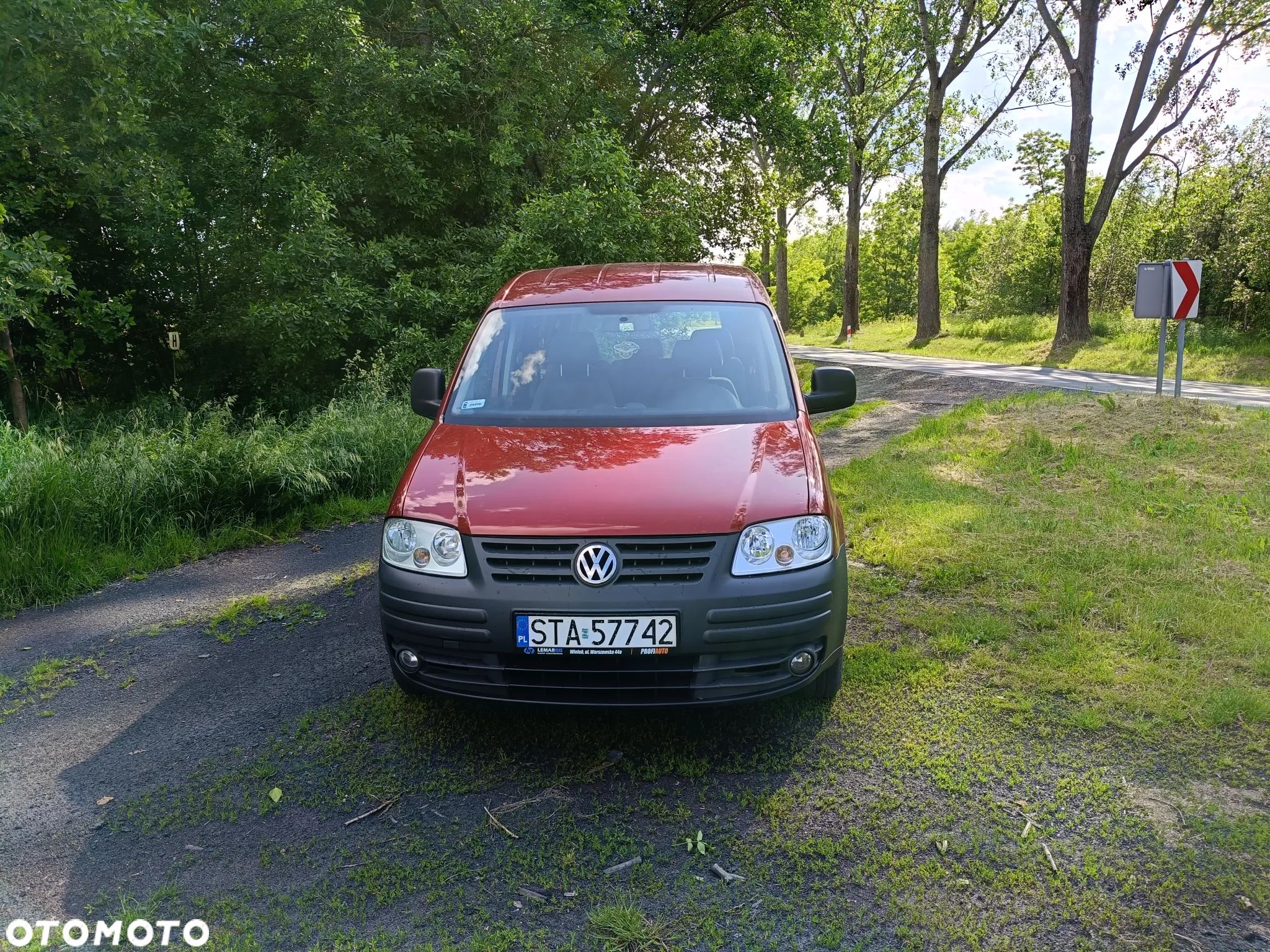 Volkswagen Caddy - 1
