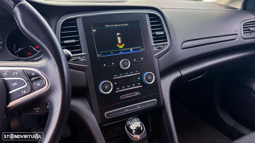 Renault Mégane Sport Tourer 1.5 Blue dCi Limited C/PM+Pneu - 24