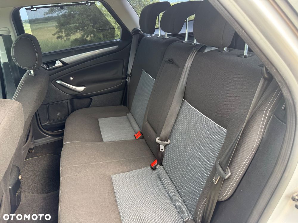 Ford Mondeo 2.0 TDCi Trend - 9