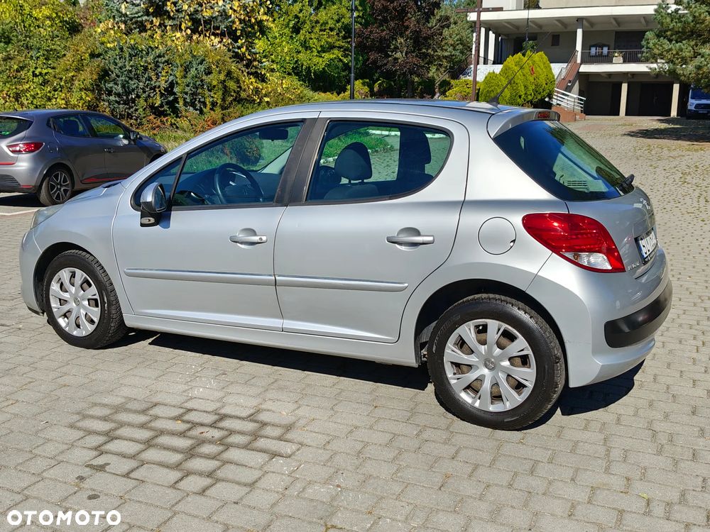 Peugeot 207 1.4 HDi Business Line - 19