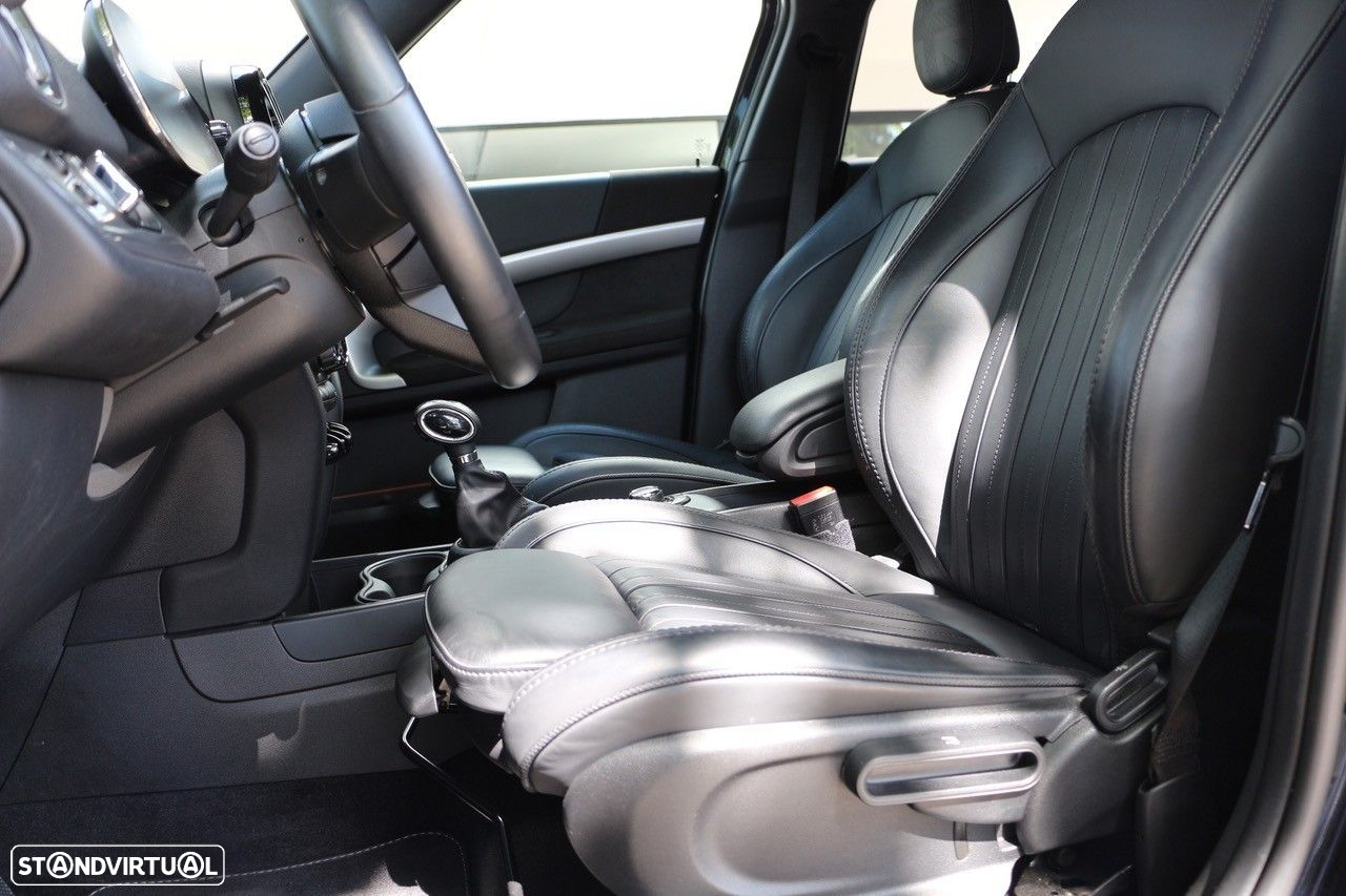MINI Countryman Cooper SE Premium P. Yours Auto - 16