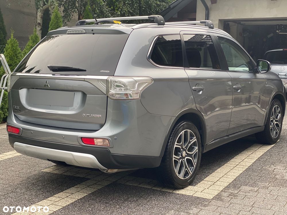 Mitsubishi Outlander 2.0 Intense + CVT - 4