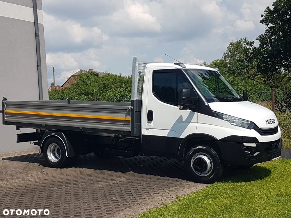 Iveco 70C18 WYWROTKA 3 STRONNA KIPER 4,0x2,2 BLIŹNIAKI 7 TON KLIMA HAK MANUAL 6-BIEGÓW - 19