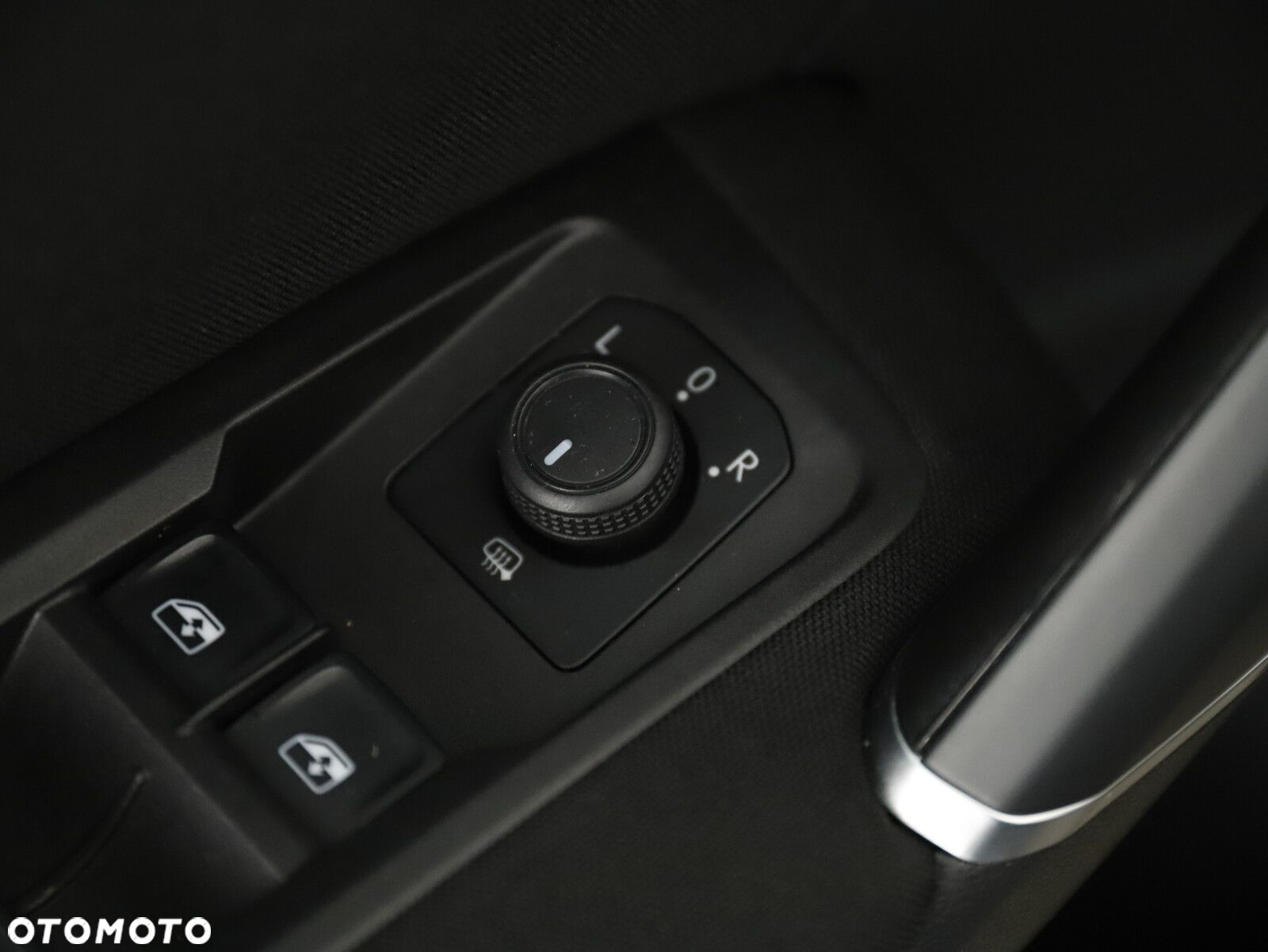 Volkswagen Touran - 11