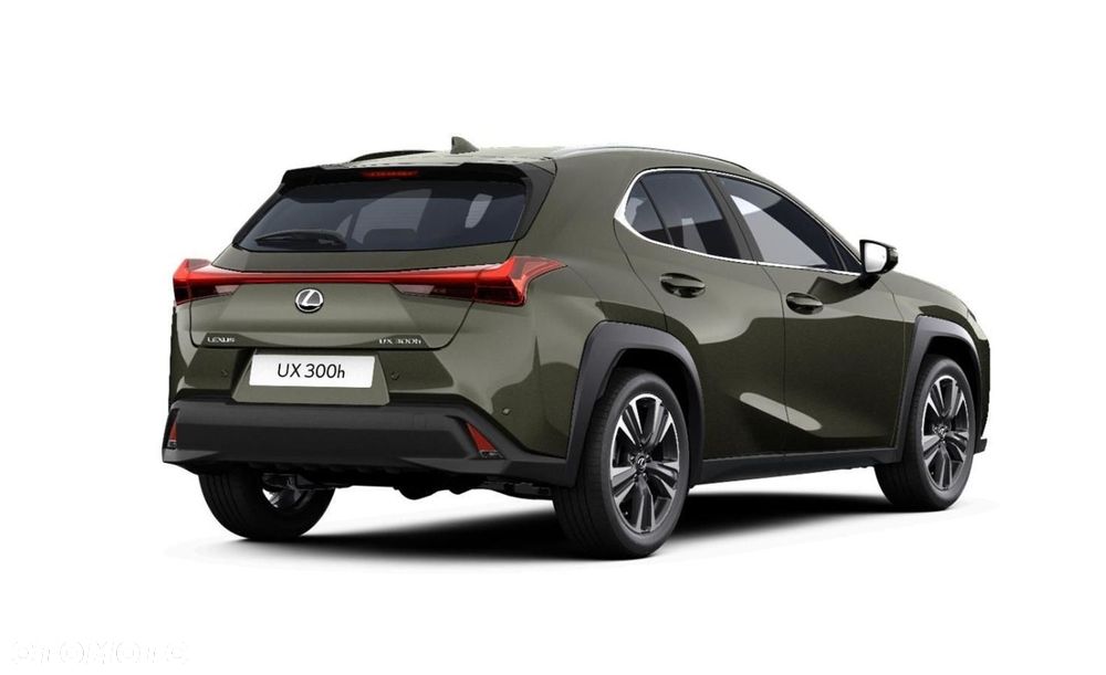Lexus UX - 5