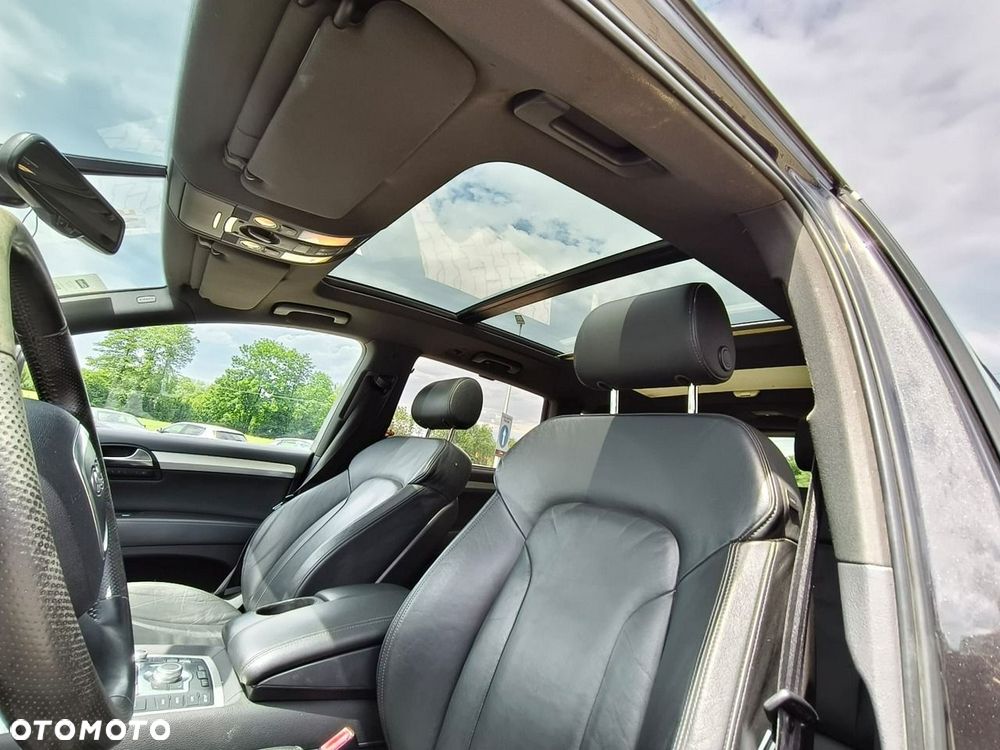 Audi Q7 - 10
