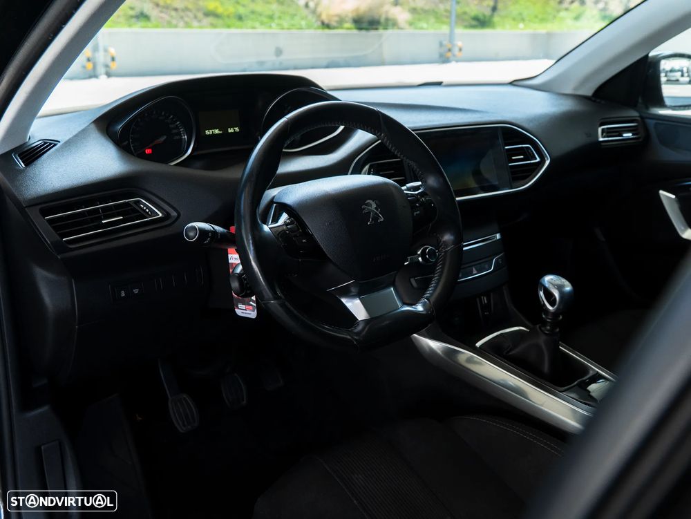 Peugeot 308 SW 1.6 e-HDi Allure J17 - 10