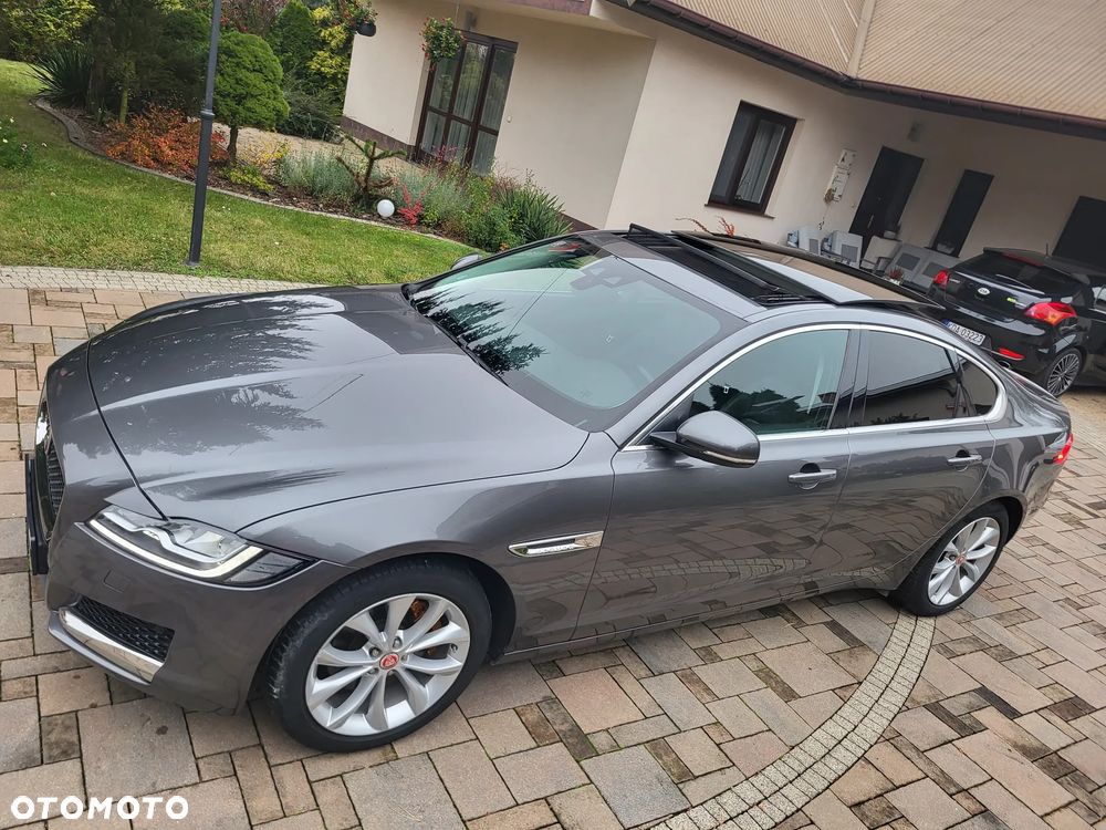 Jaguar XF 2.0 T Prestige
