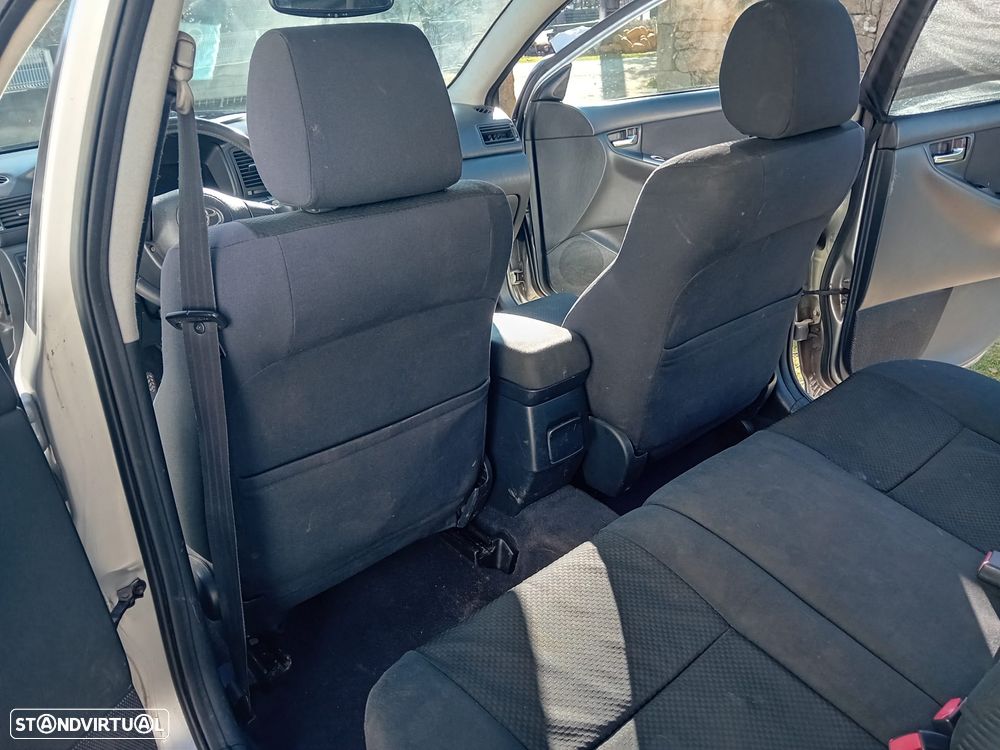 Toyota Corolla SW 1.4 D-4D Sol - 8