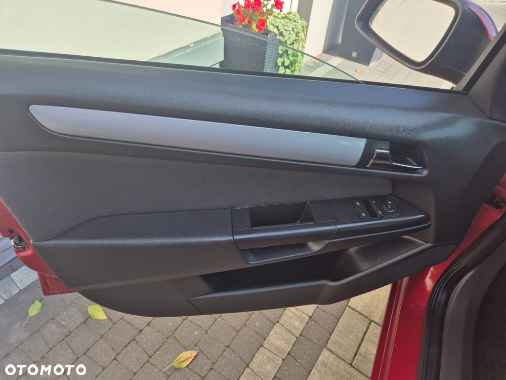 Opel Astra 1.6 - 16