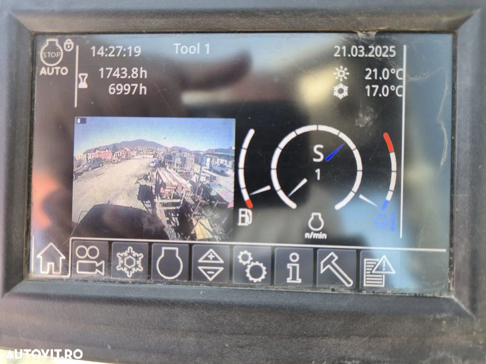 Liebherr R922 NLC - 15