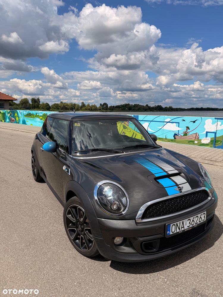 MINI Cooper S Bayswater - 1