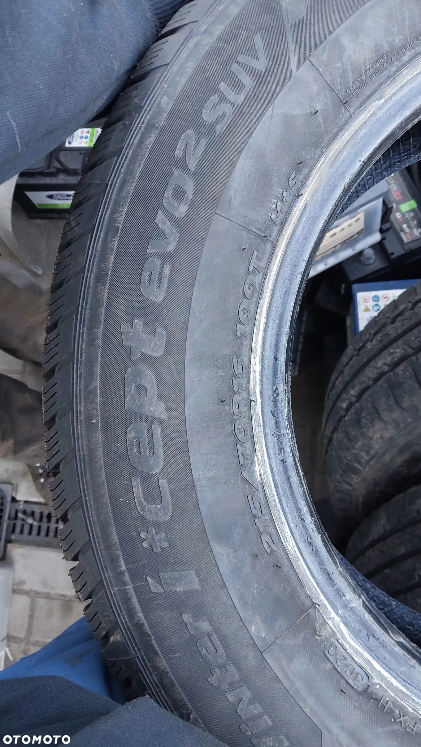 Opona pojedyncza Hankook Winter I*Cept evo2 W320A SUV 215/70 R16 100T - 3