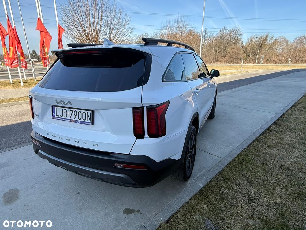 Kia Sorento - 4