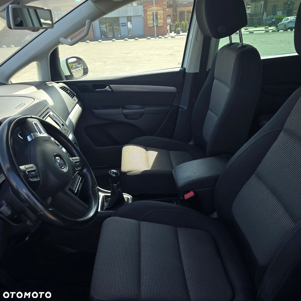 Volkswagen Sharan - 4