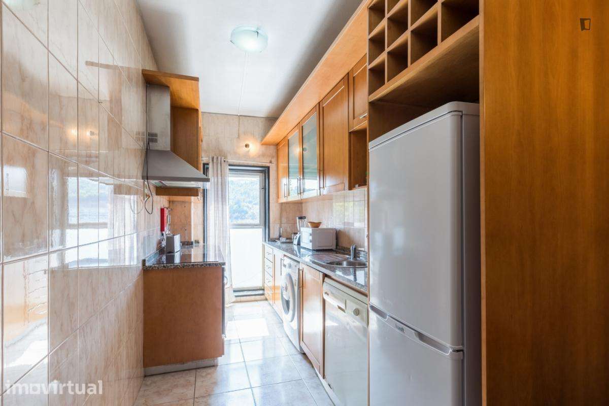 Apartamento com 3 quartos - localizado em Massarelos Porto - Grande imagem: 5/12