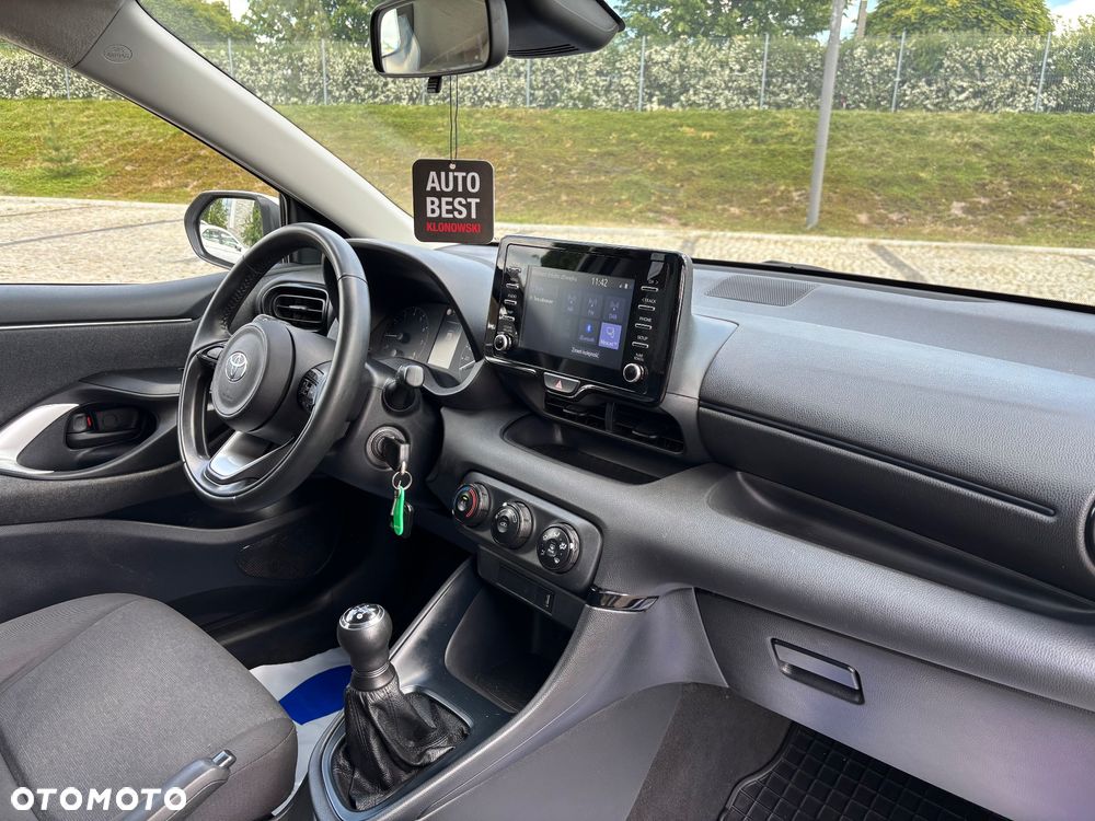 Toyota Yaris 1.0 Comfort - 24
