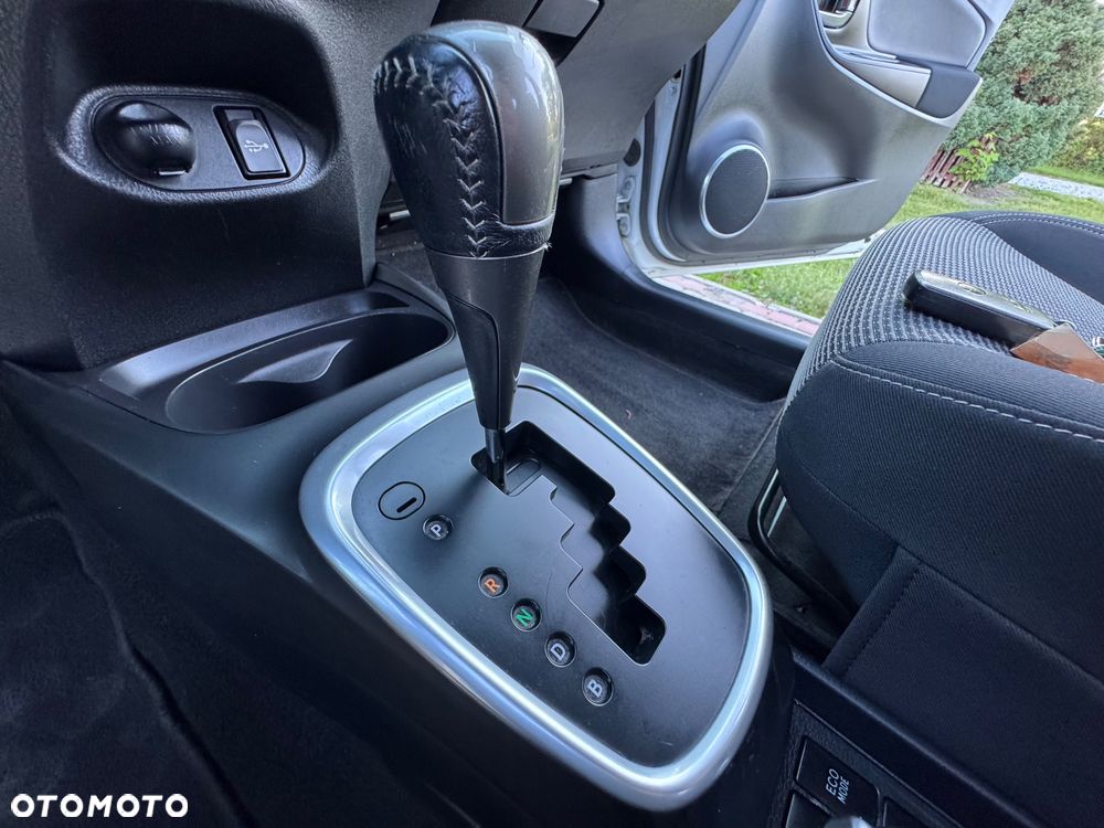 Toyota Yaris - 17