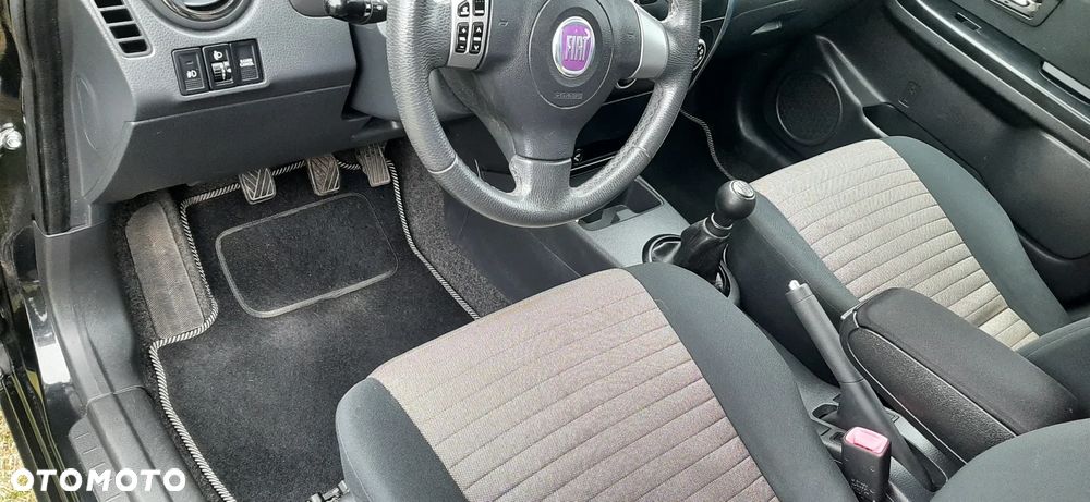 Fiat Sedici 1.6 16V 4x2 Emotion - 31