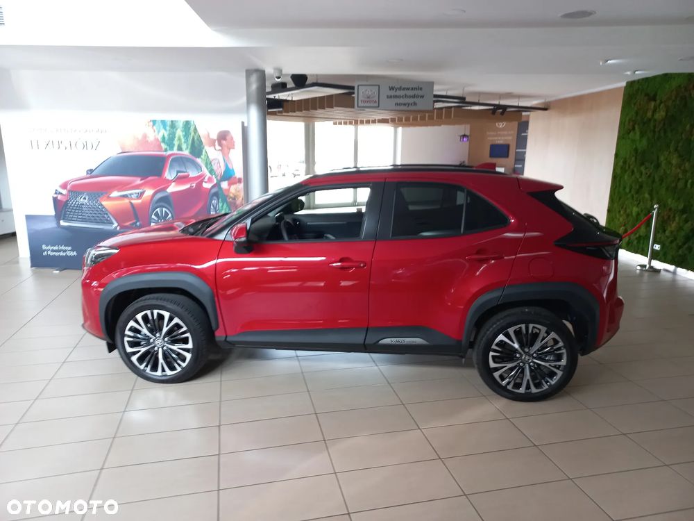 Toyota Yaris Cross Hybrid 1.5 Executive AWD - 2