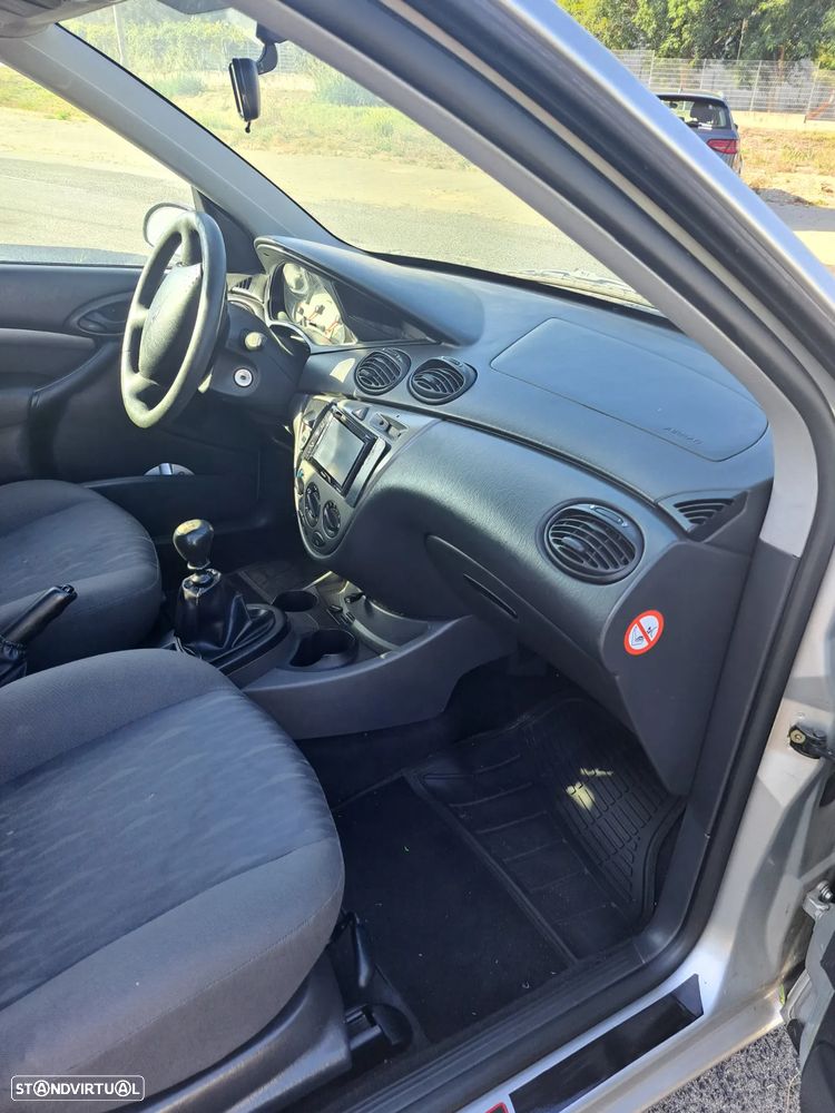 Ford Focus 1.8 TDCi Trend - 4