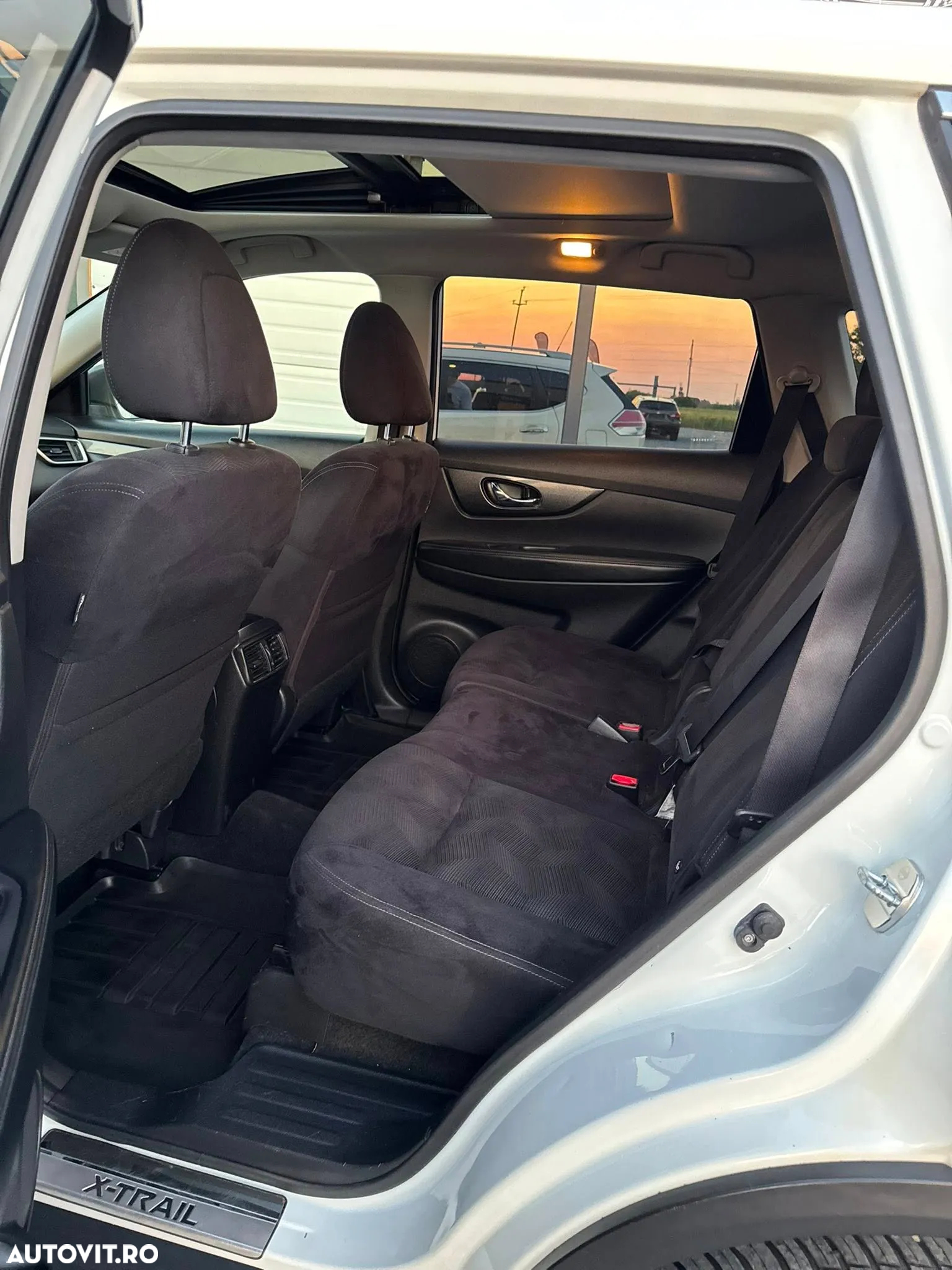 Nissan X-Trail 1.6L dCI Start/Stop Tekna - 6