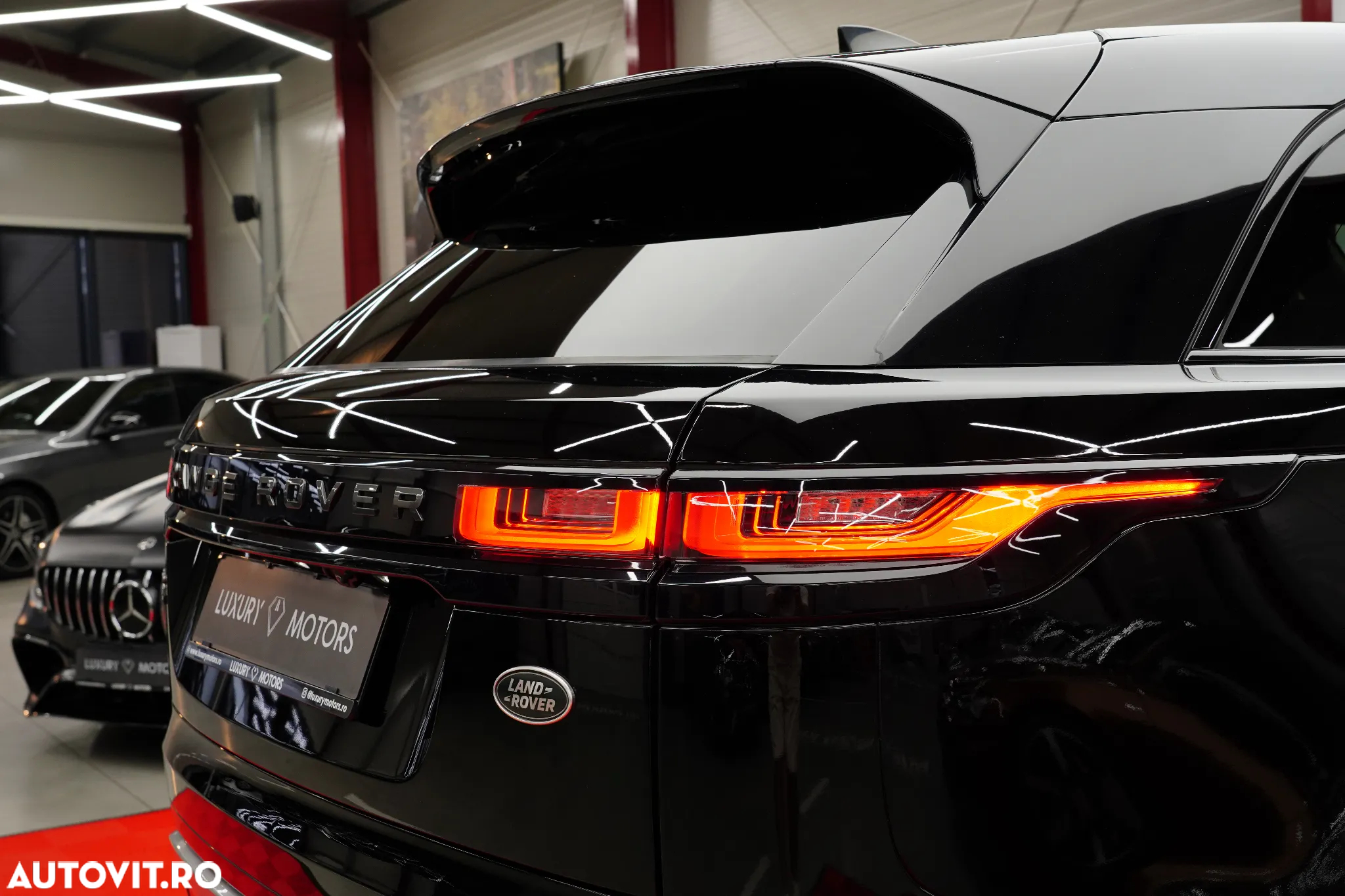 Land Rover Range Rover Velar 2.0 R-Dynamic S - 21