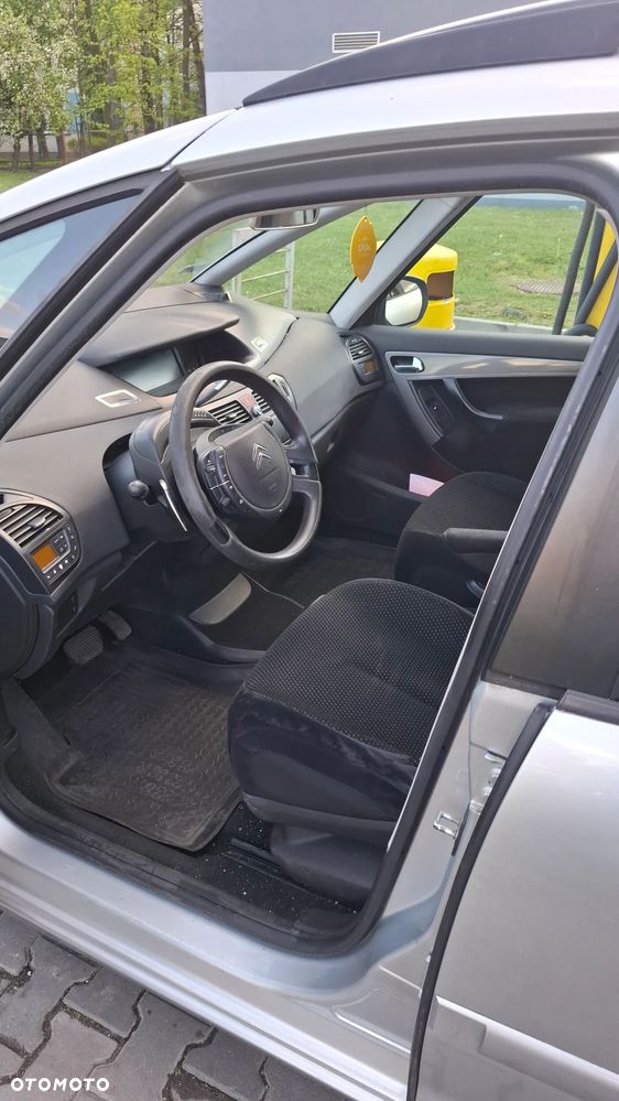 Citroën C4 Picasso - 24