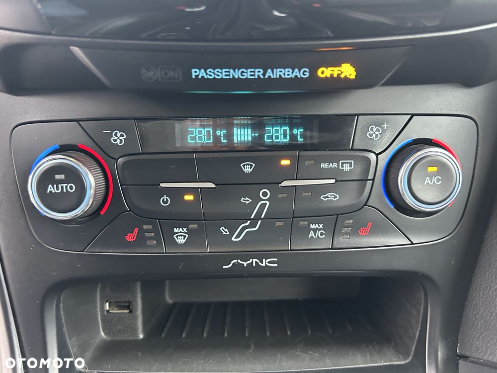 Ford Focus 2.0 EcoBoost ST - 17