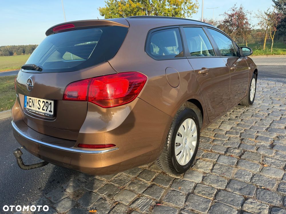 Opel Astra 1.6 - 8