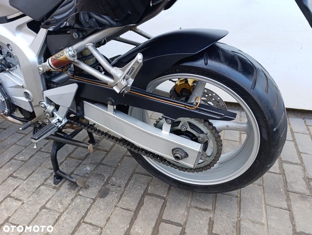 Yamaha FZ6 - 28