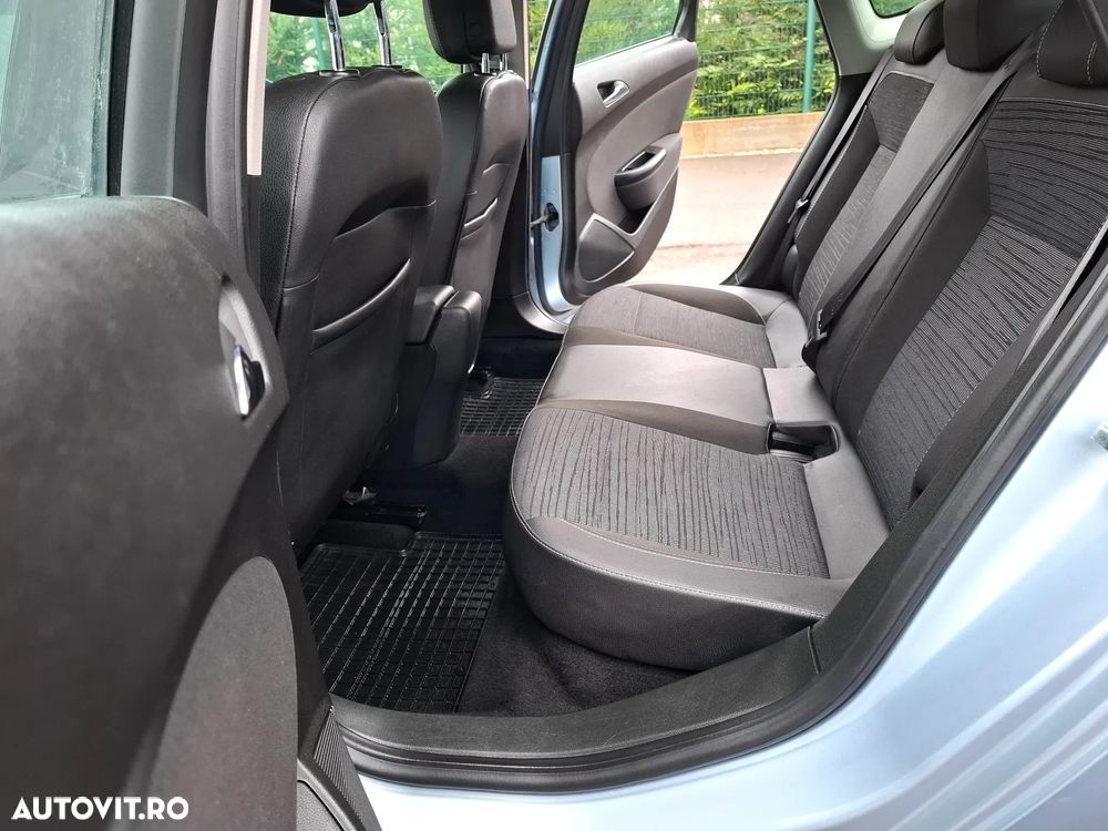 Opel Astra 1.6 TWINPORT ECOTEC Start/Stop 150 Edition - 10