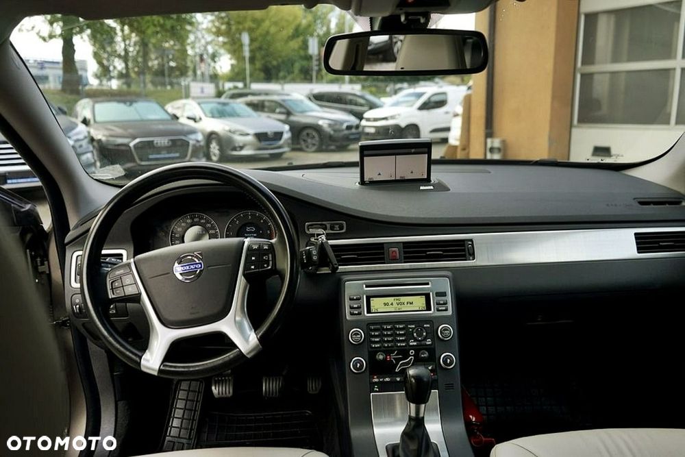 Volvo V70 2.0D Momentum - 19