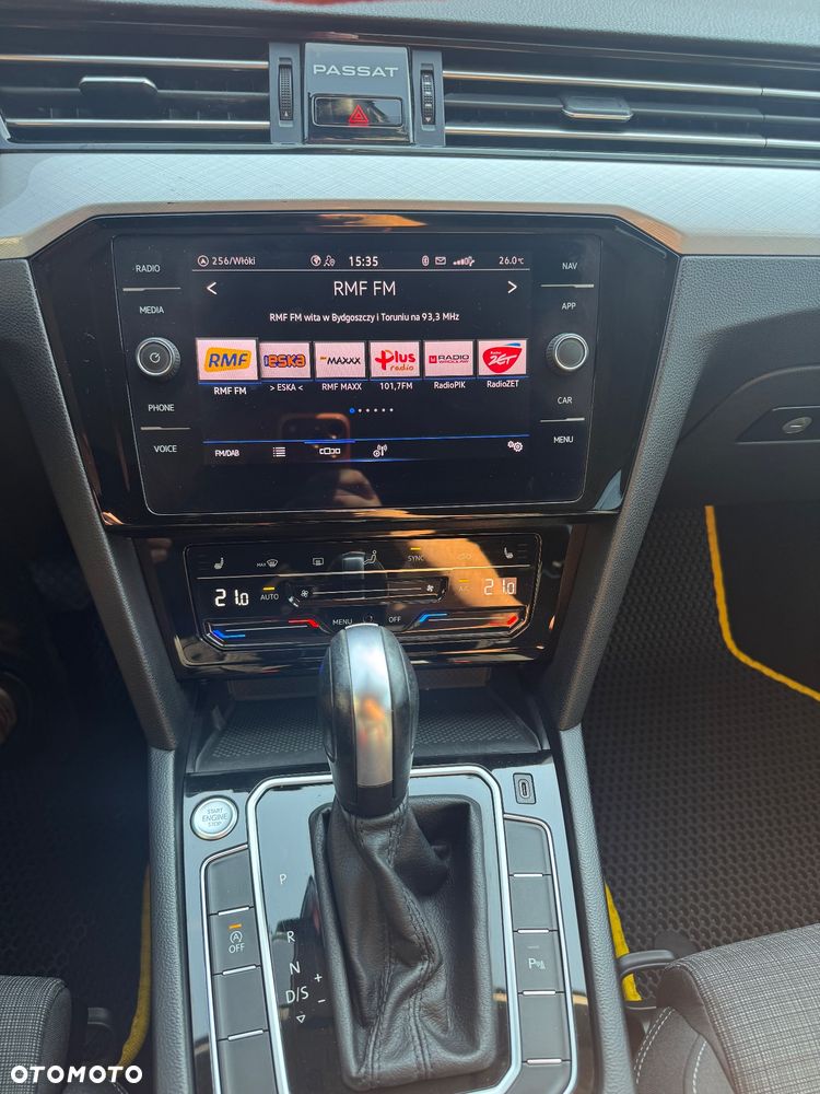 Volkswagen Passat 2.0 TDI SCR Comfortline DSG - 15