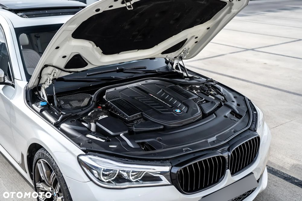 BMW Seria 7 M760Li xDrive - 6