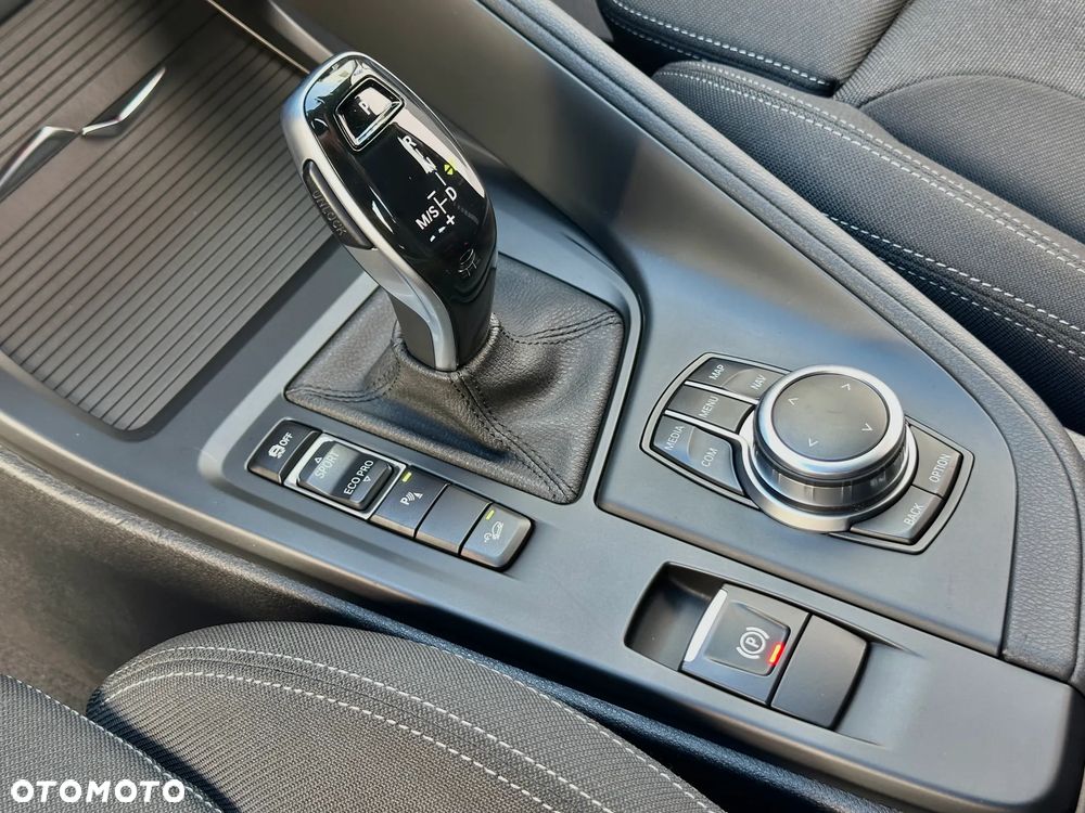 BMW X1 xDrive18d Advantage sport - 27