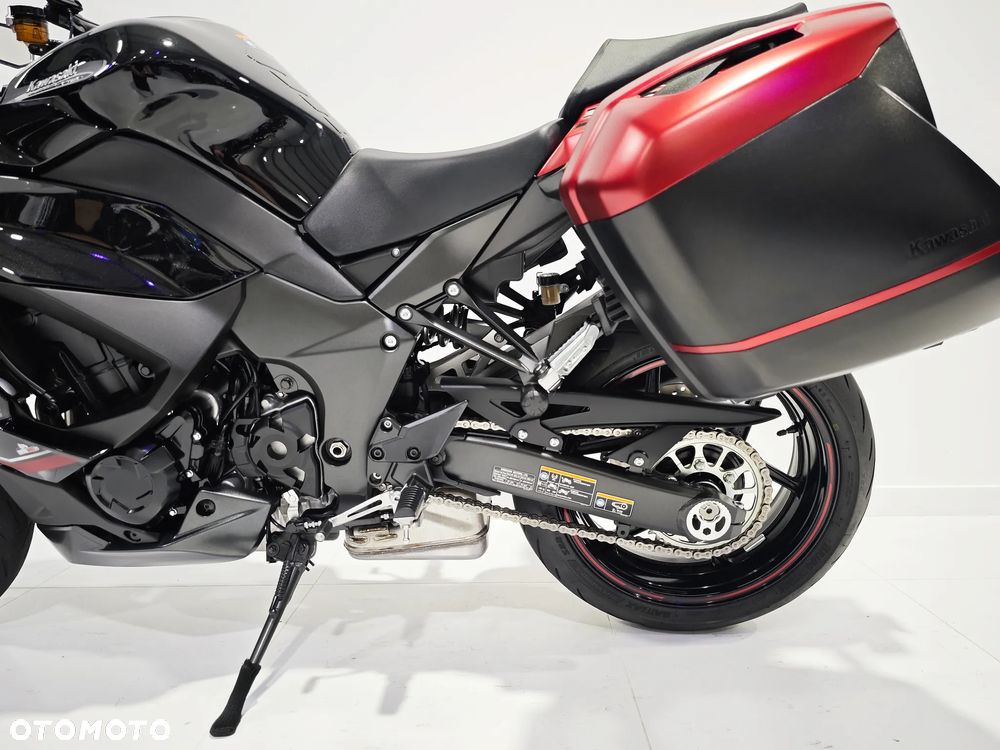 Kawasaki Ninja 1000 SX - 26