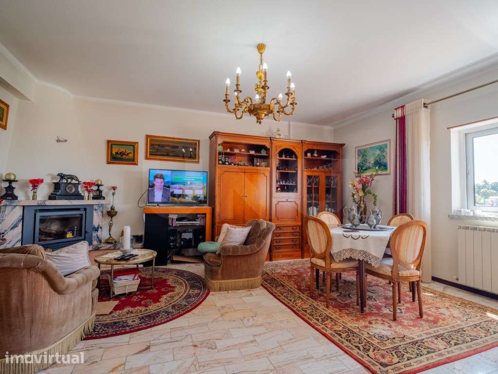 Apartamento Duplex T4 nas Caldas da Rainha - Grande imagem: 2/40