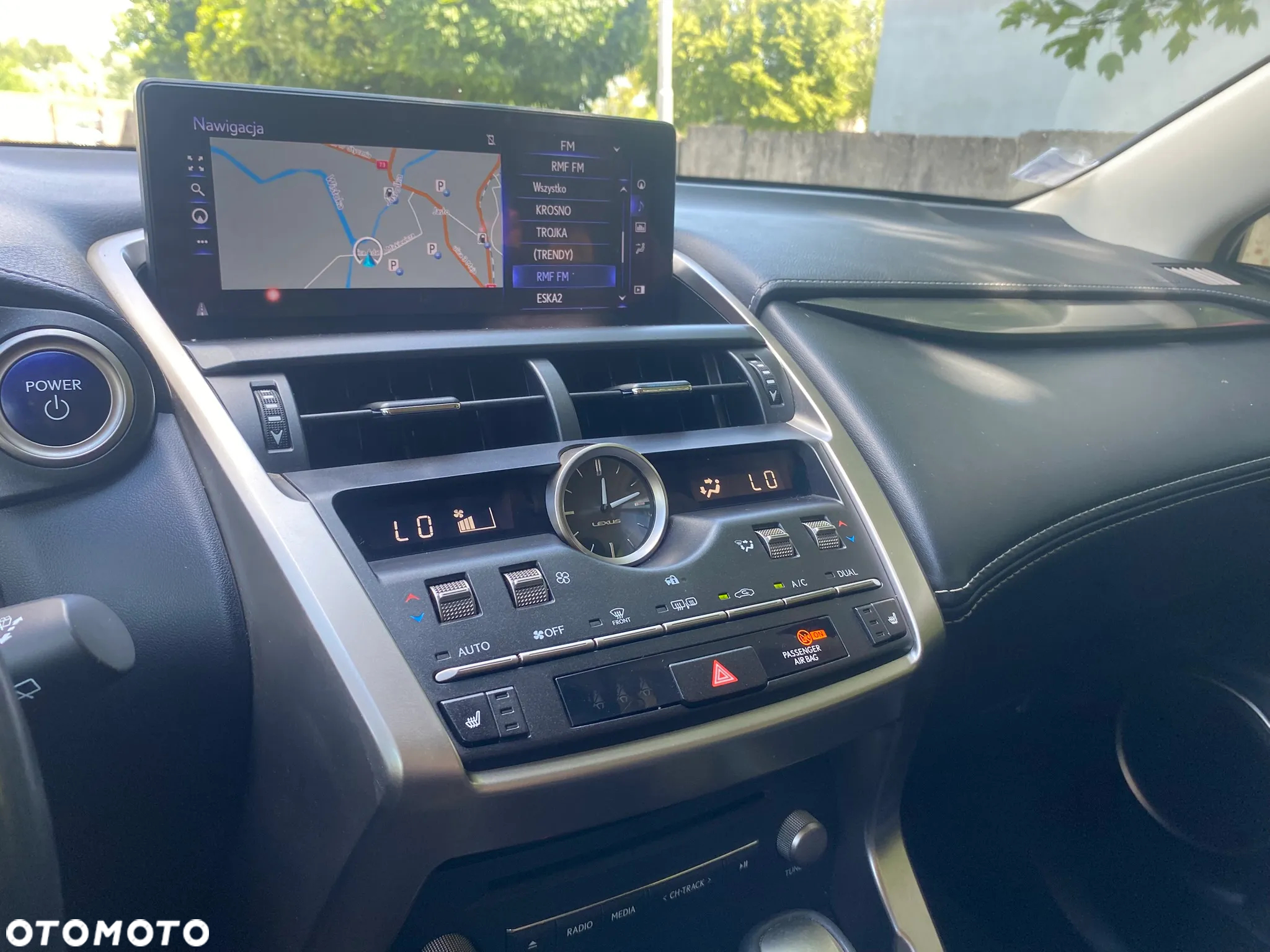 Lexus NX 300h Elegance AWD - 27