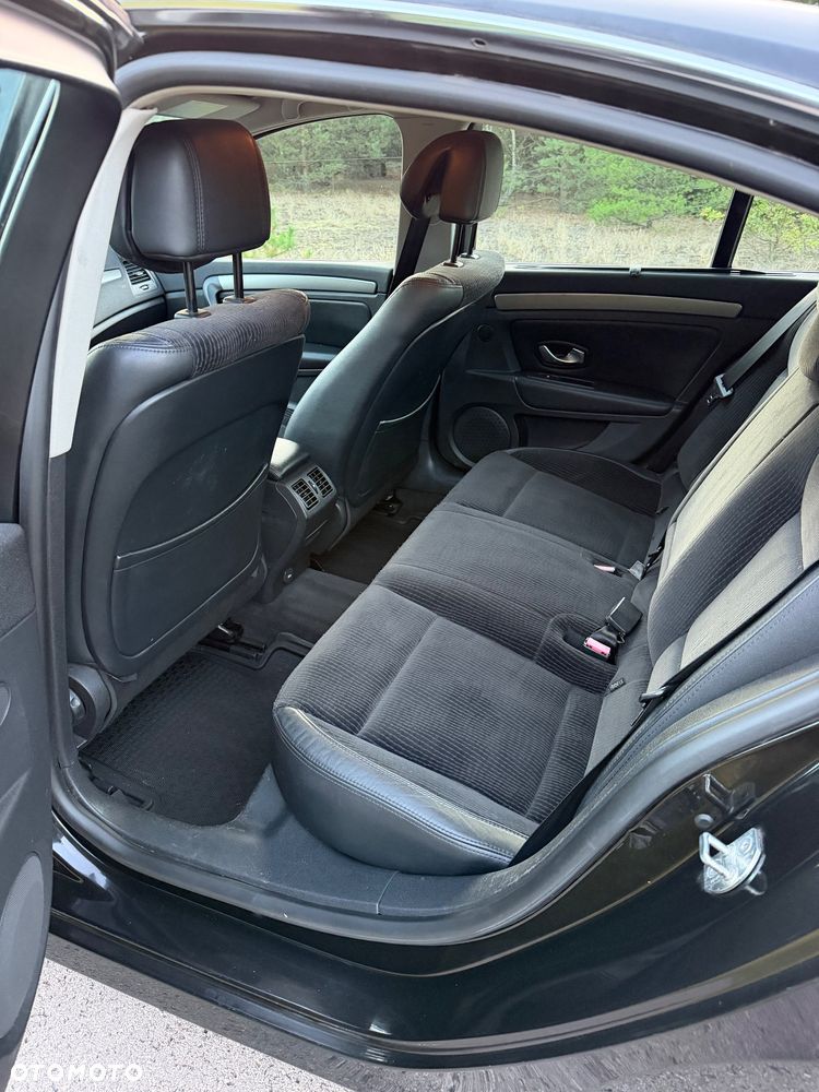 Renault Laguna 2.0 DCi Privilege - 8