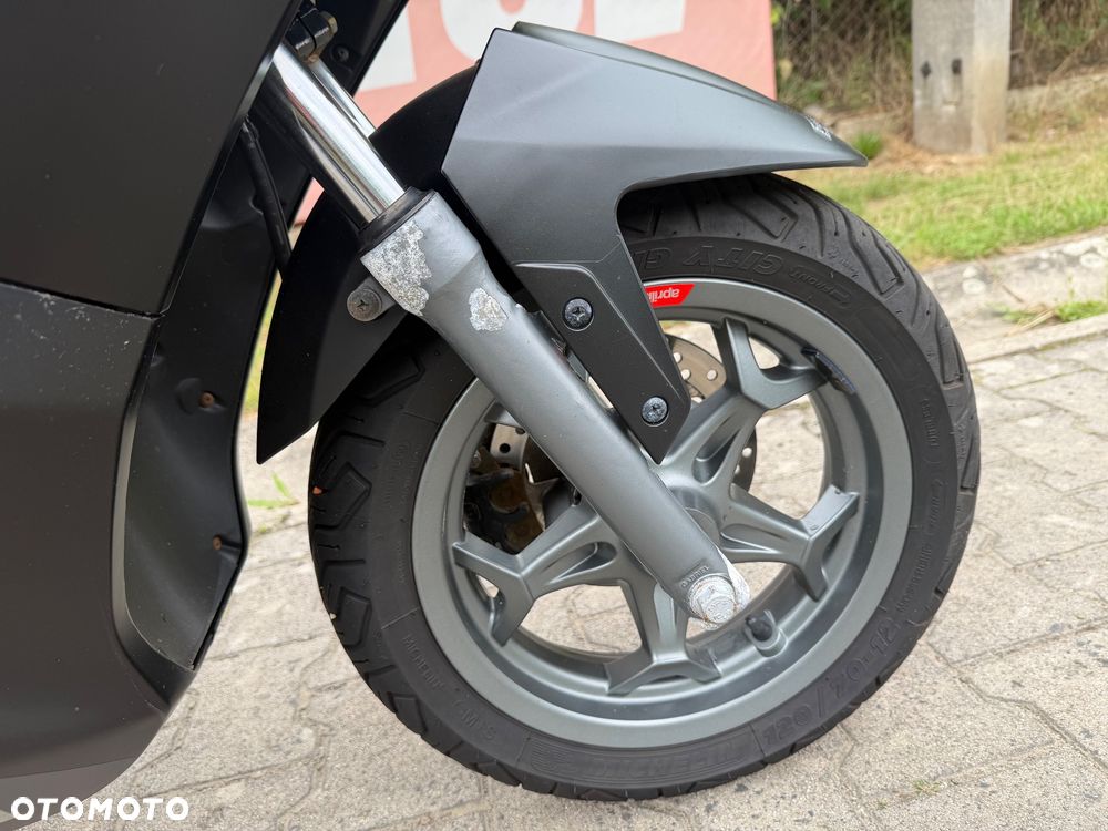 Aprilia SR - 13