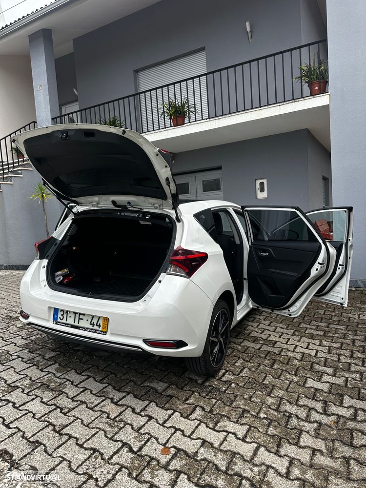 Toyota Auris 1.4 D-4D Comfort+Pack Techno - 15