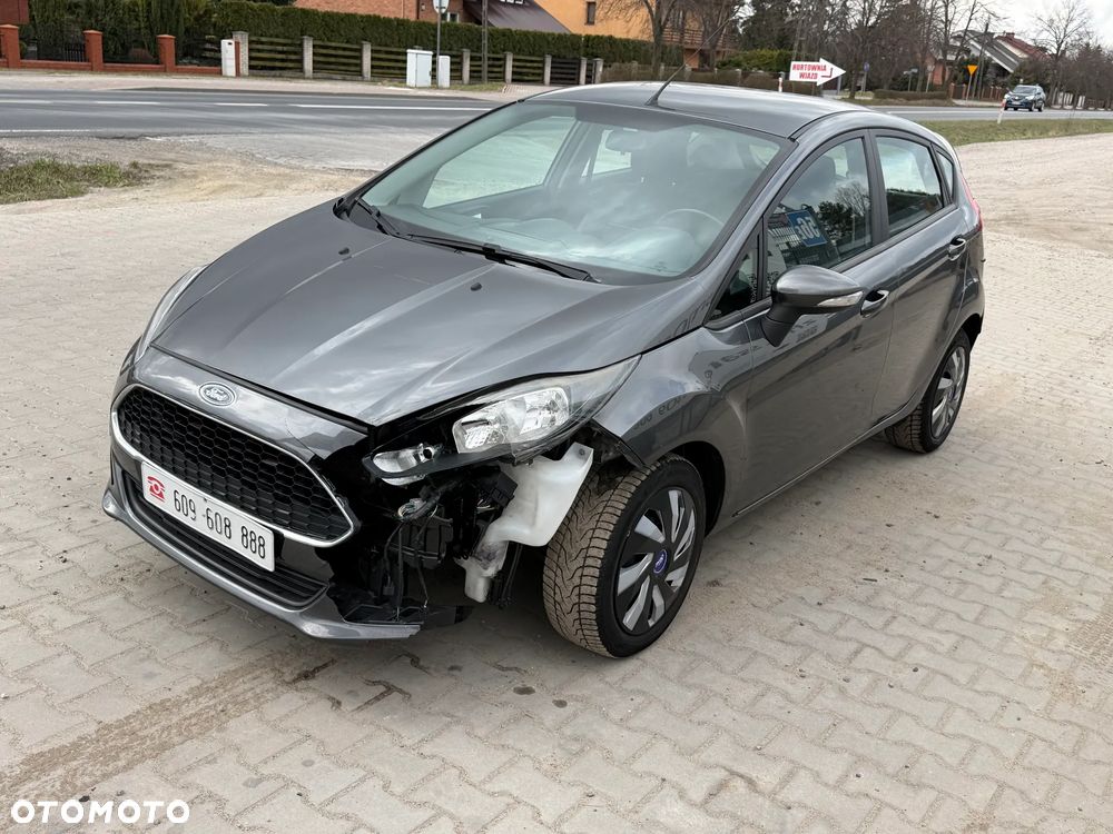 Ford Fiesta 1.5 TDCi SYNC Edition - 2