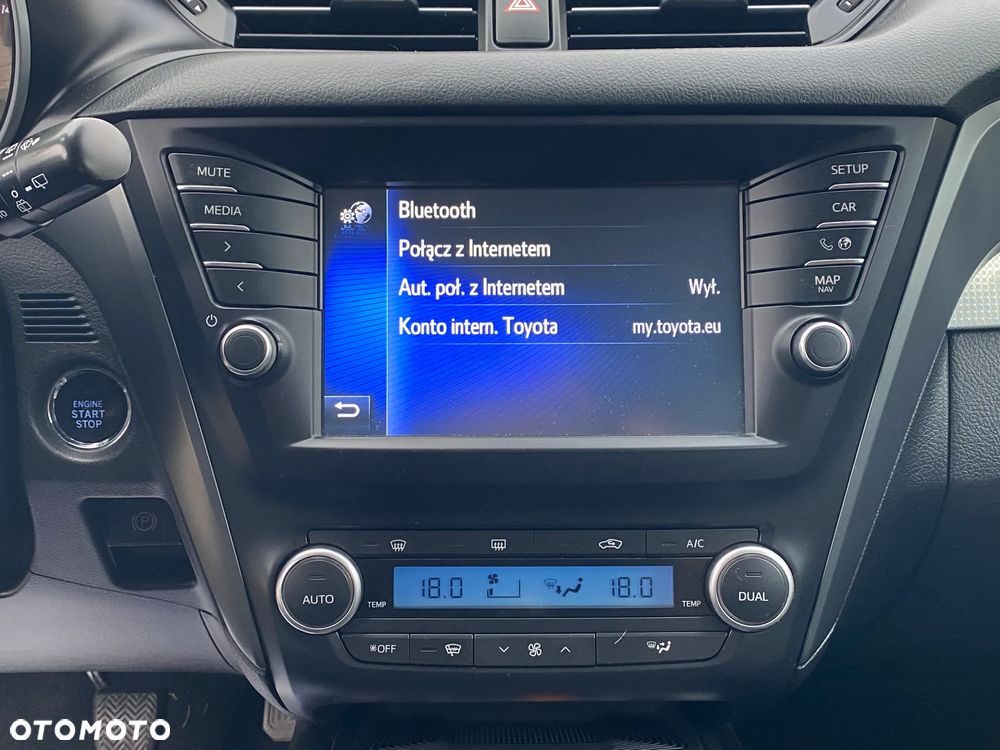 Toyota Avensis 2.0 D-4D Prestige - 31