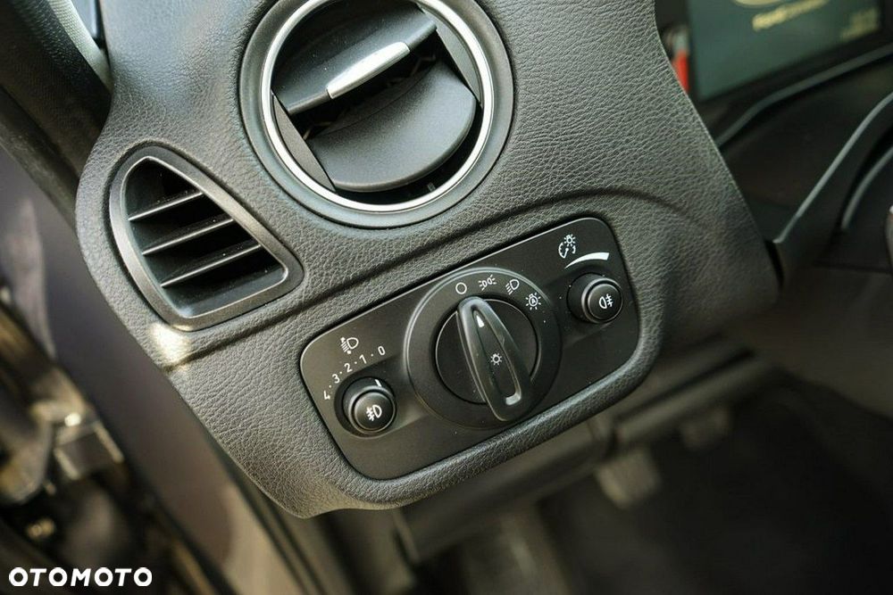 Ford S-Max - 26
