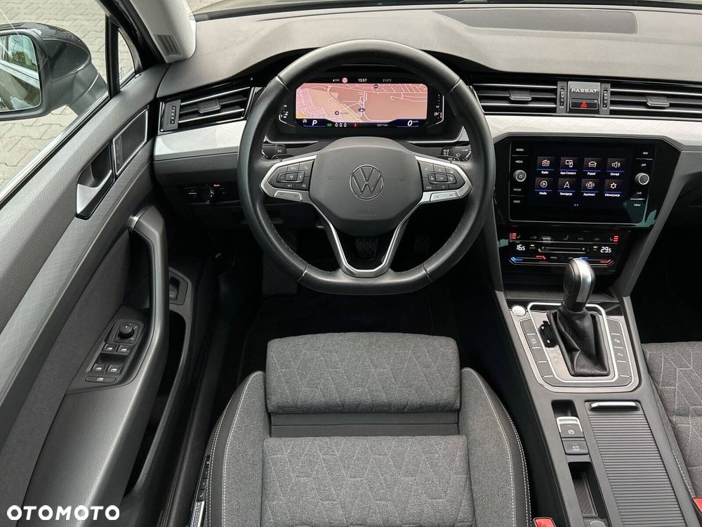 Volkswagen Passat - 7